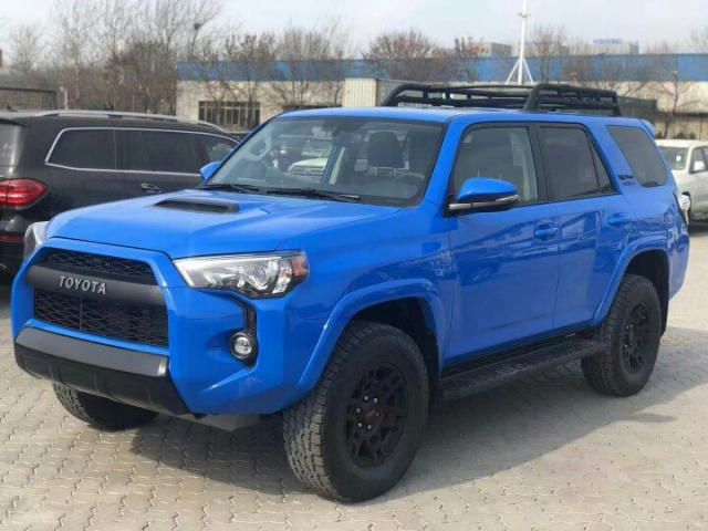 2023款加版超霸4.0 TRD Off Road越野现车多少钱