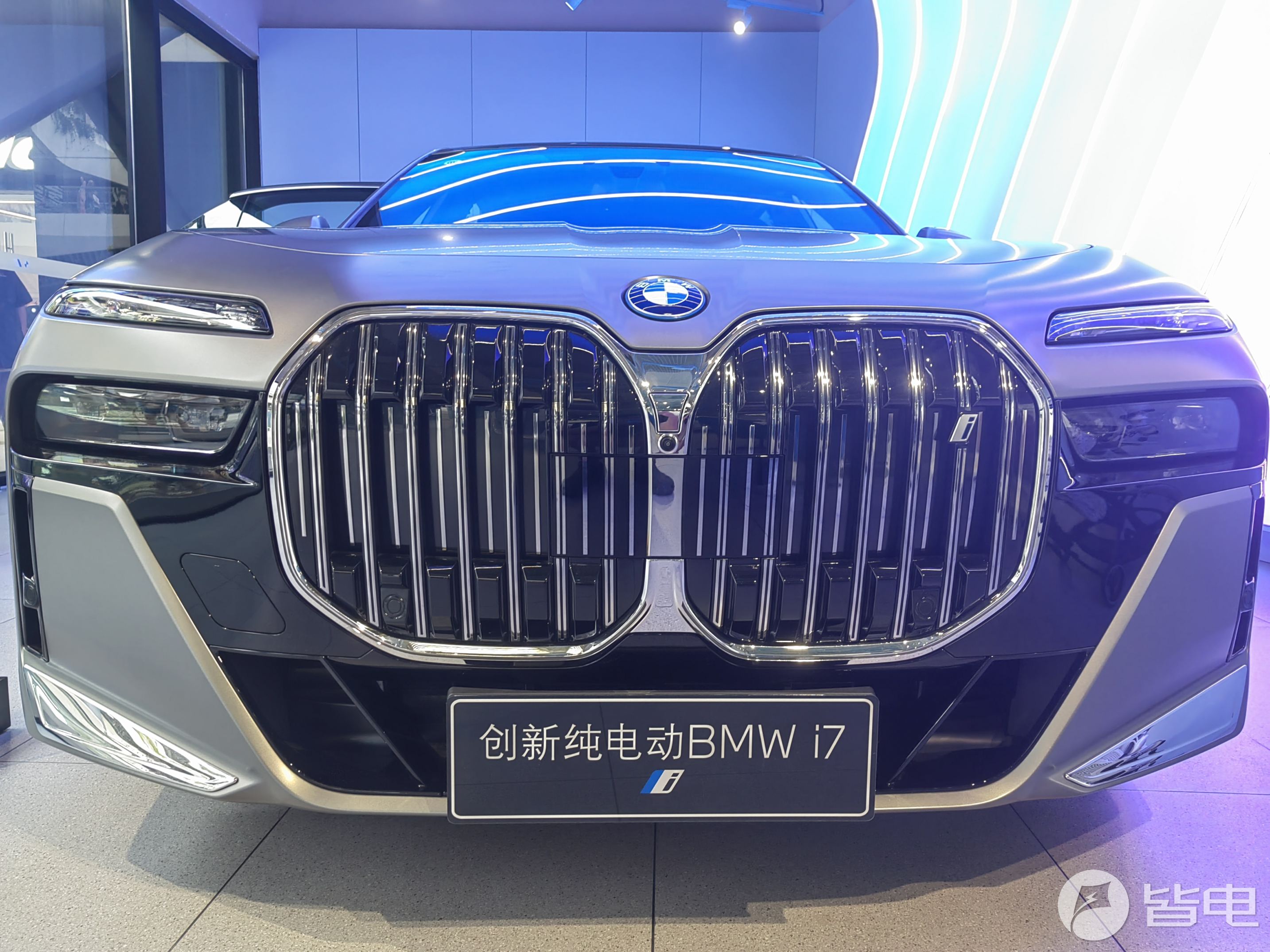 高新西宝马i7降价34.00万 最低仅售60.90万