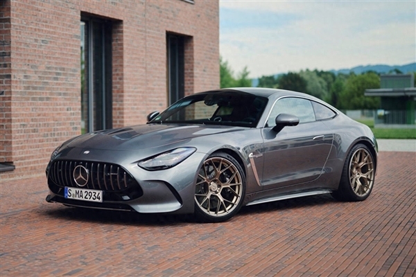 梅赛德斯-AMG GT XX概念车首发 搭载F1驱动技术