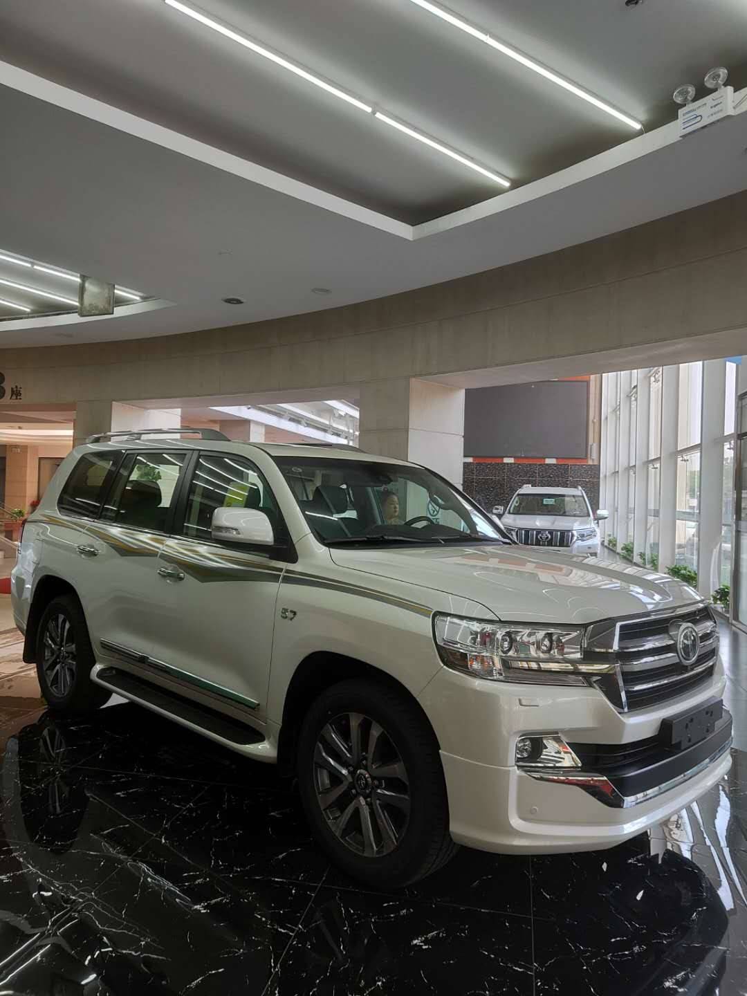 丰田酷路泽4600中东版实拍 沉稳的硬汉