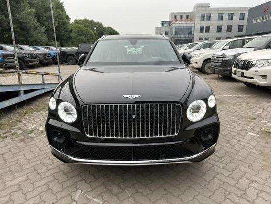 成都宾利添越报价203万起