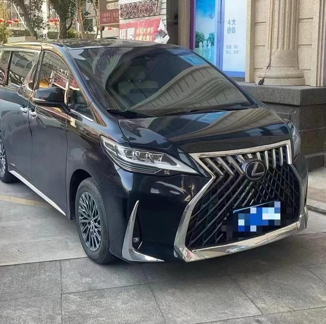 成都平行进口雷克萨斯LM欧版促销145万起