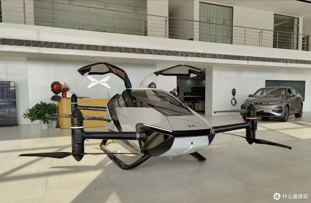 湖北抢造飞行汽车