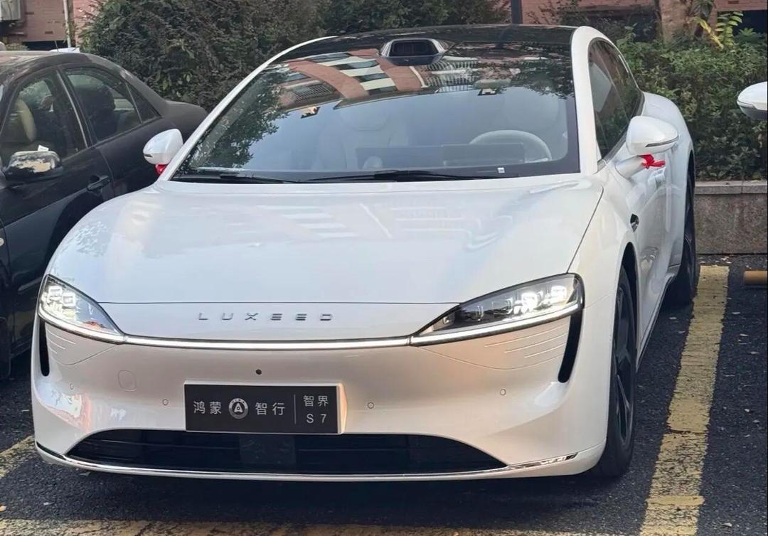 都江堰智界S7最低22.98万起售 暂无优惠