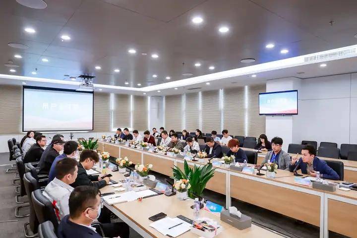 昊铂「咽下苦药，沉下身价」