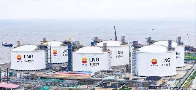 伊朗战火冲击汽车供应链,铝、芯片、塑料或面临断供风险