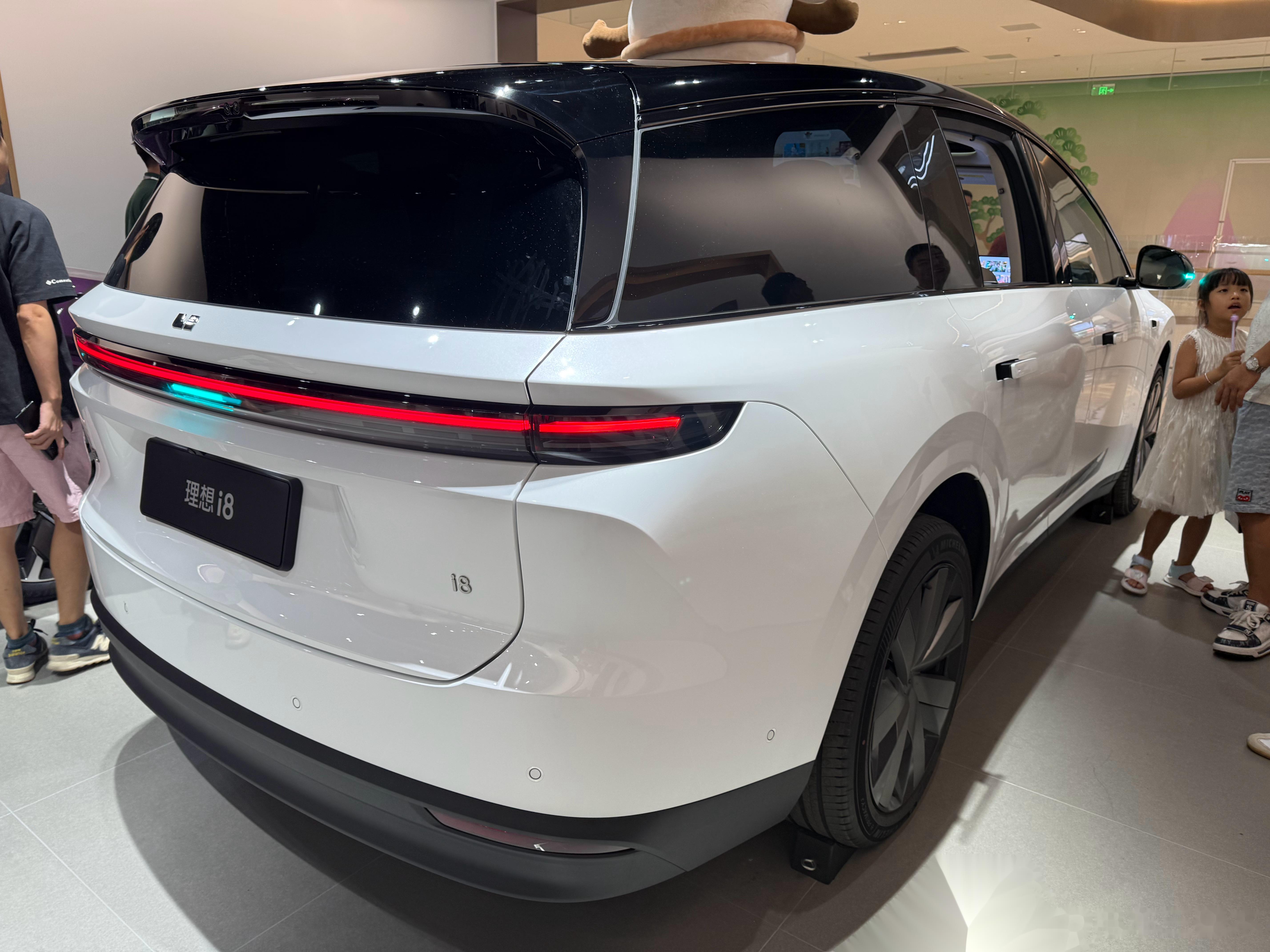 小米YU7具体上市日期已定，“何时提车”才是试金石