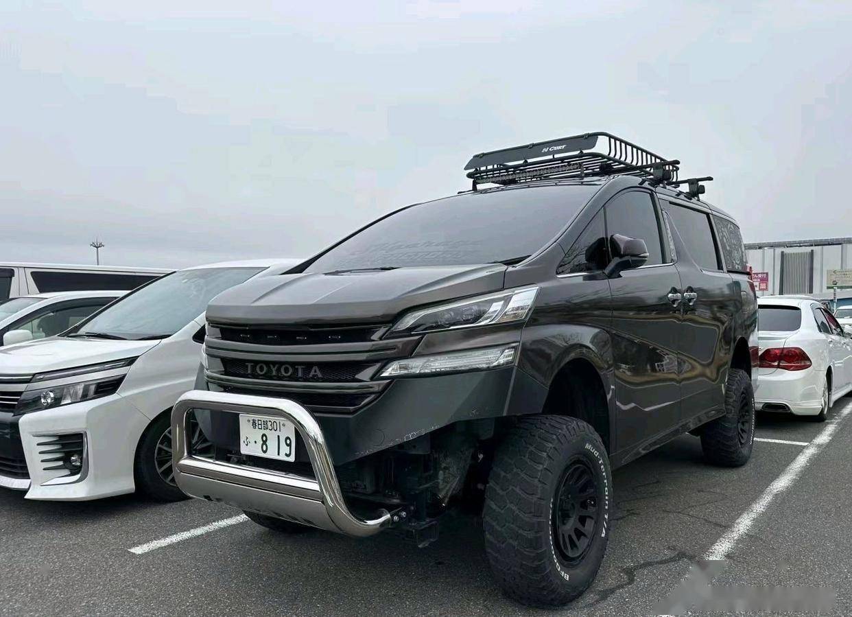 都市中的豪华别墅-丰田威尔法，主打舒适与豪华体验