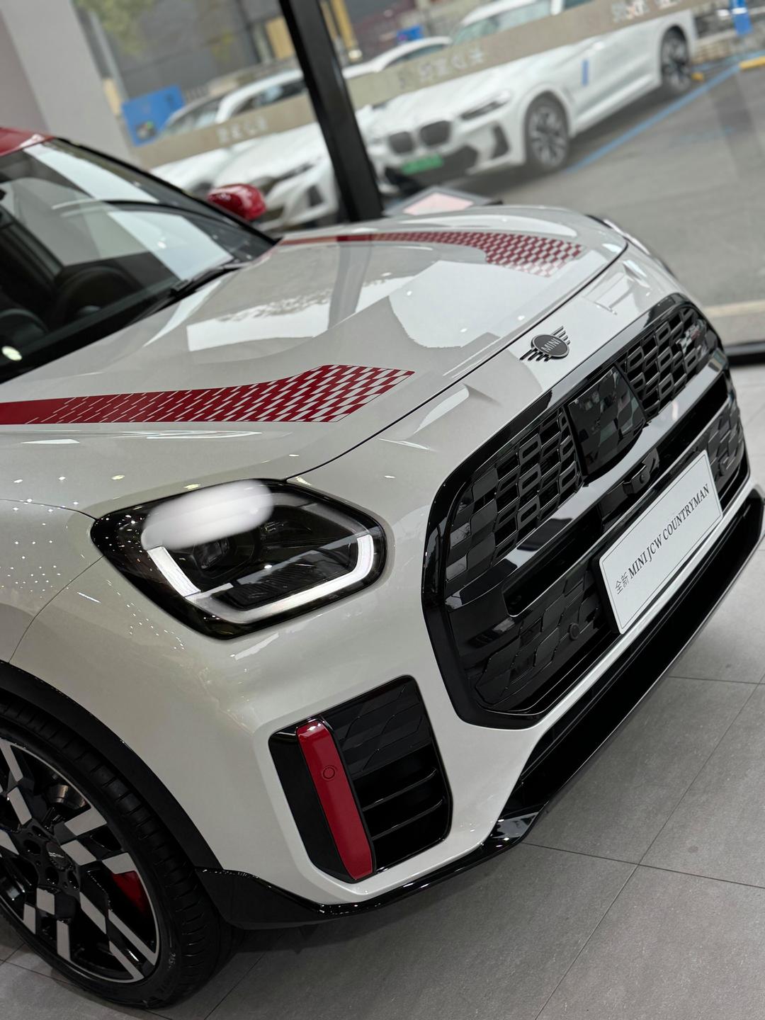 成都MINI JCW COUNTRYMAN价格最低39.98万起 暂无优惠