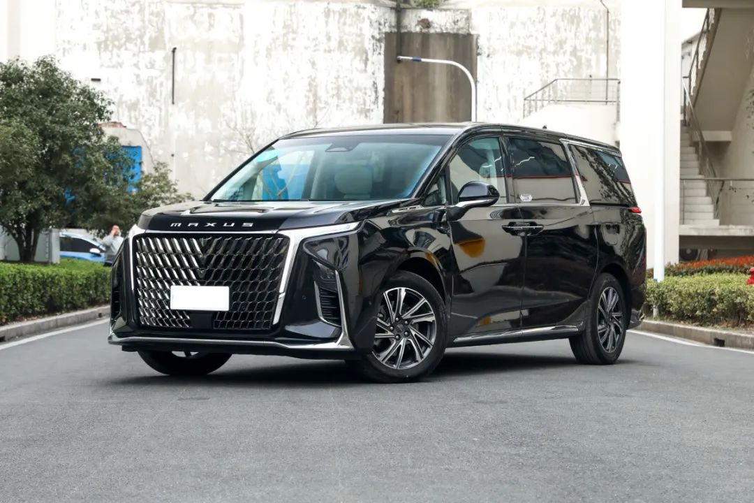 成都大通G90降2.00万 最低仅售17.99万