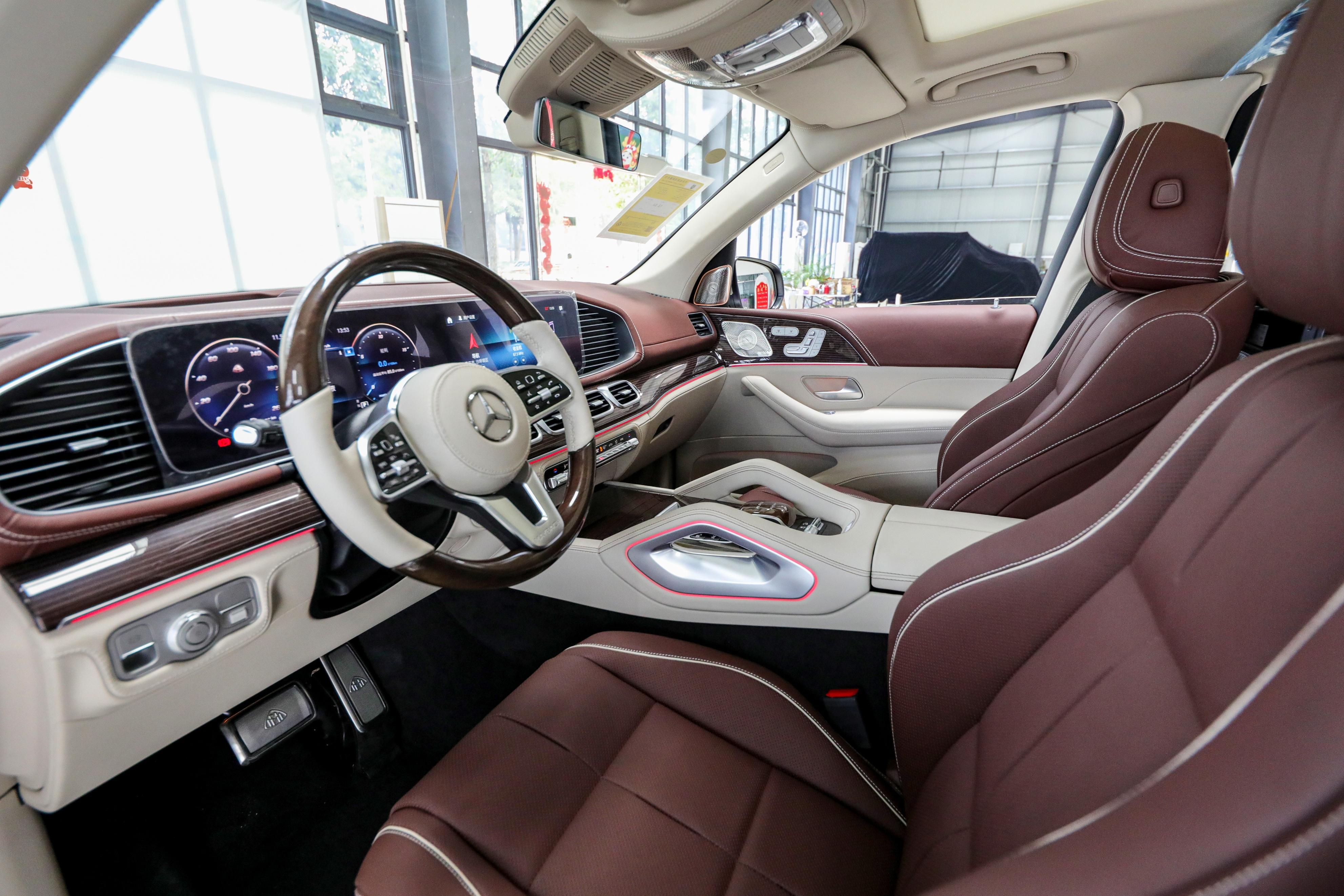 成都奔驰迈巴赫GLS级欧版目前售价228万起