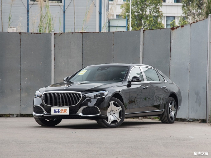 成都迈巴赫S级美版最低报价288万起 直降32万