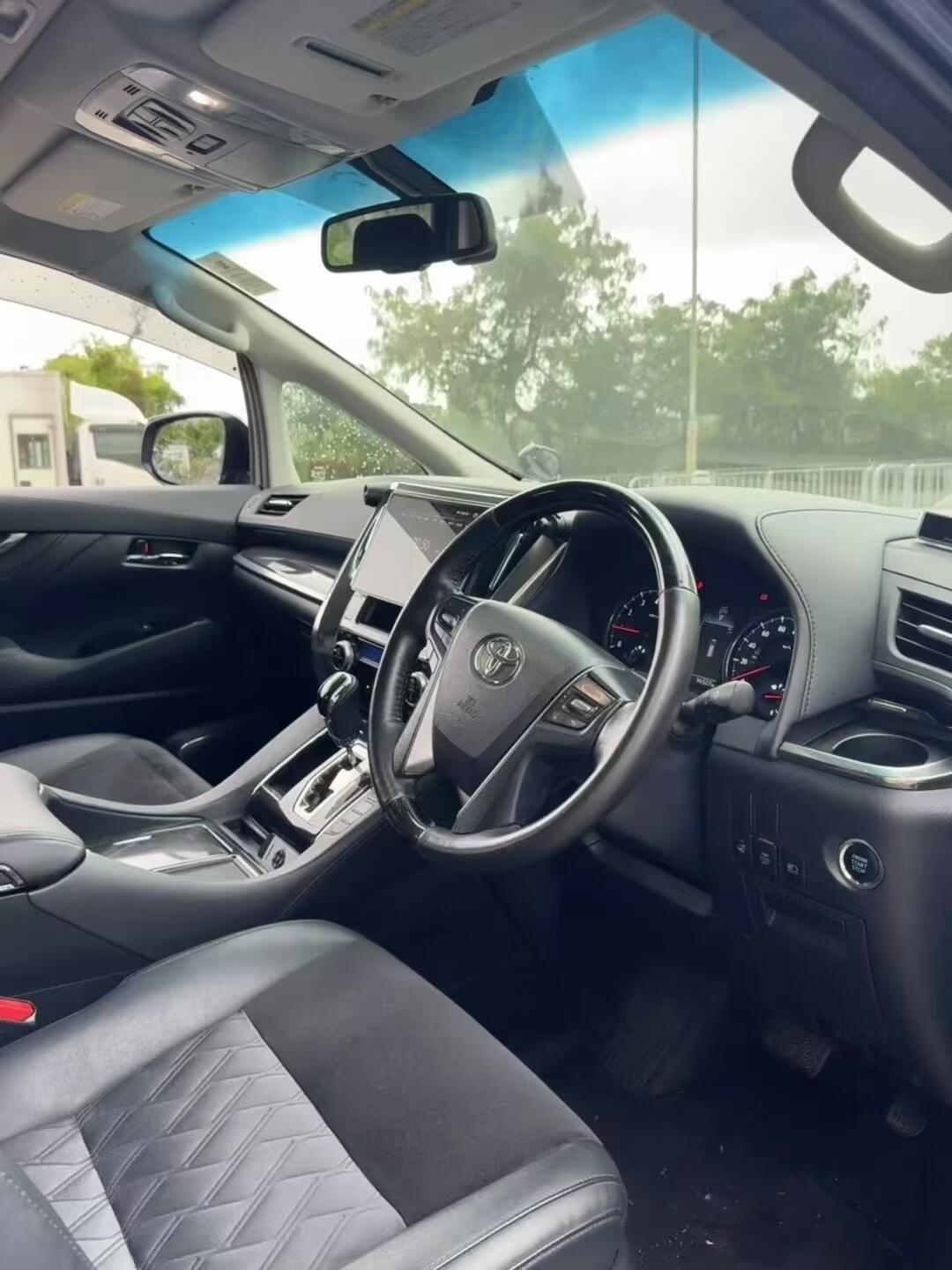 2025威尔法价格最低90万起