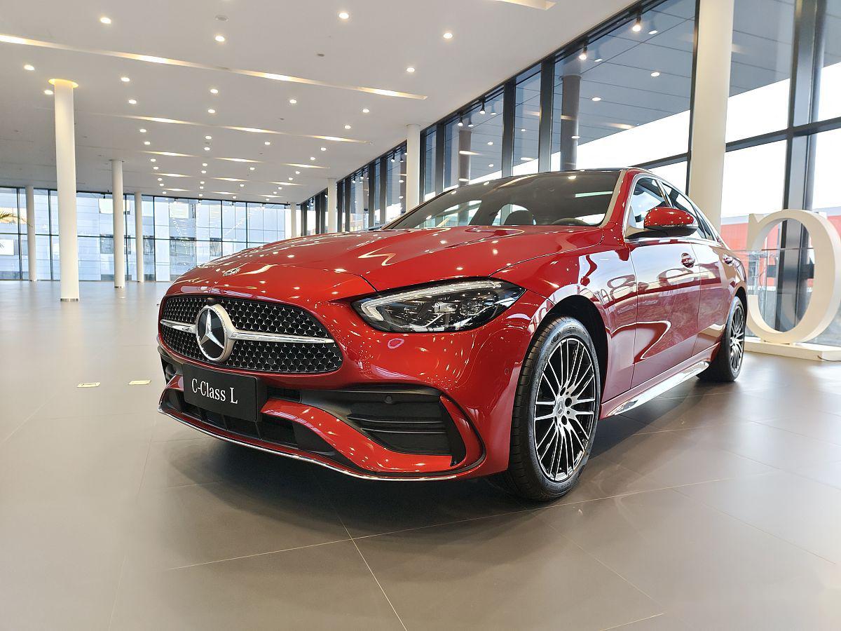 2024奔驰V级欧版团购优惠10万 欢迎试乘试驾