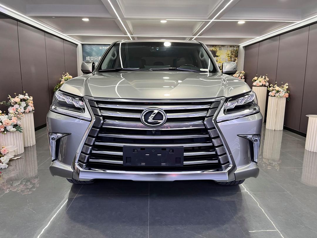 雷克萨斯LX加版最新报价129万起 欢迎试乘试驾