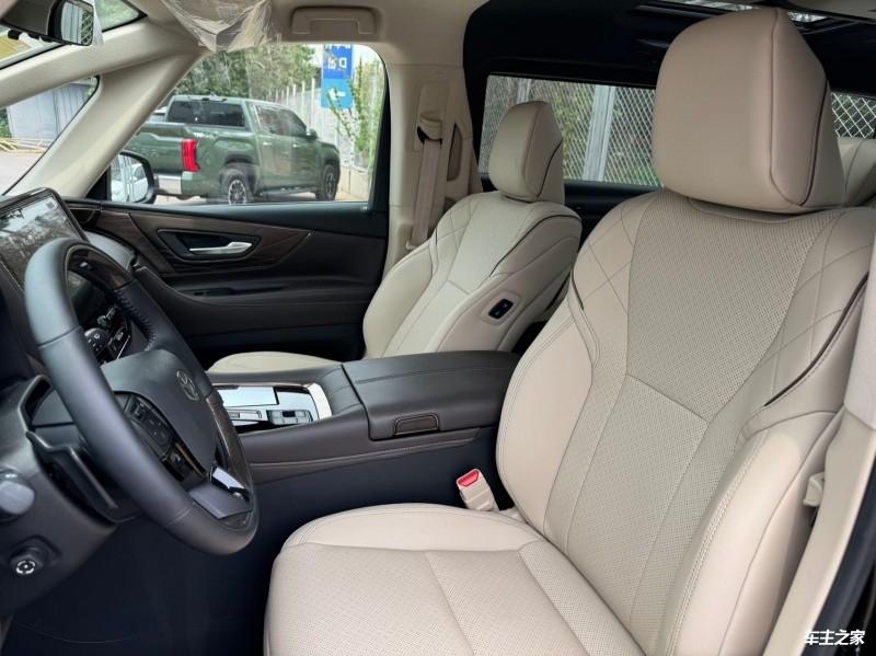 埃尔法最低报价90万起 欢迎试乘试驾