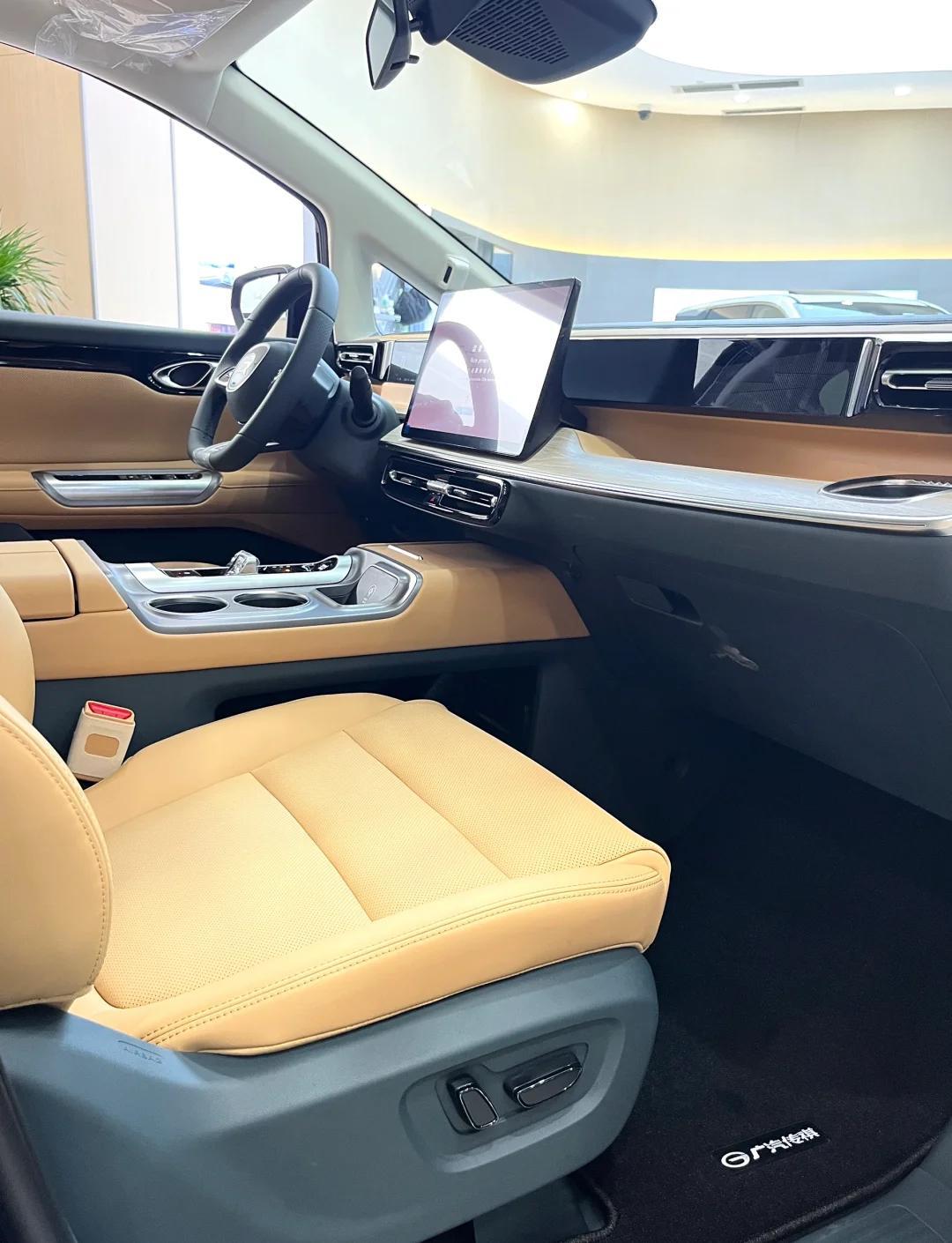 成都传祺E9报价29.68万起 优惠高达3.30万