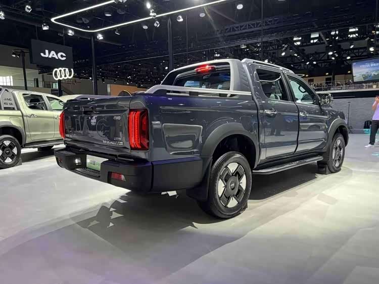 成都悍途新能源最新报价15.98万起 暂无优惠