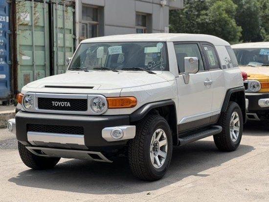 23款丰田FJ酷路泽优惠 港口热卖车型