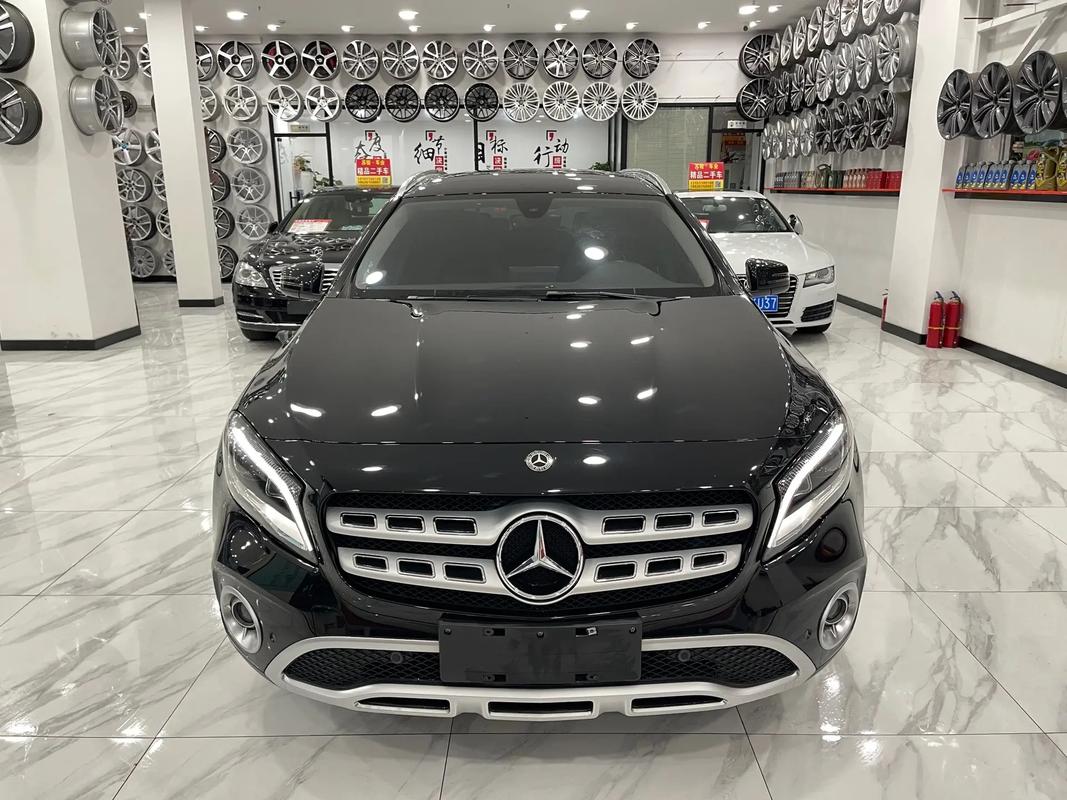 成都奔驰(进口)G级降价促销中 店内让利达6万元