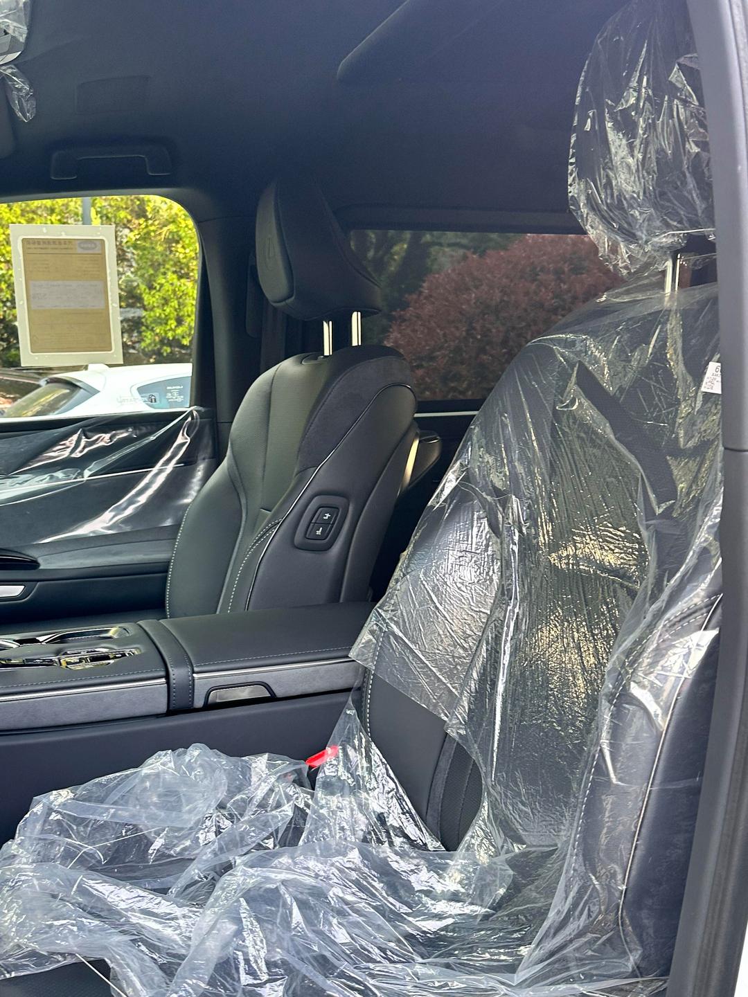 2024雷克萨斯LM欧版提供试乘试驾 限时优惠高达20万元