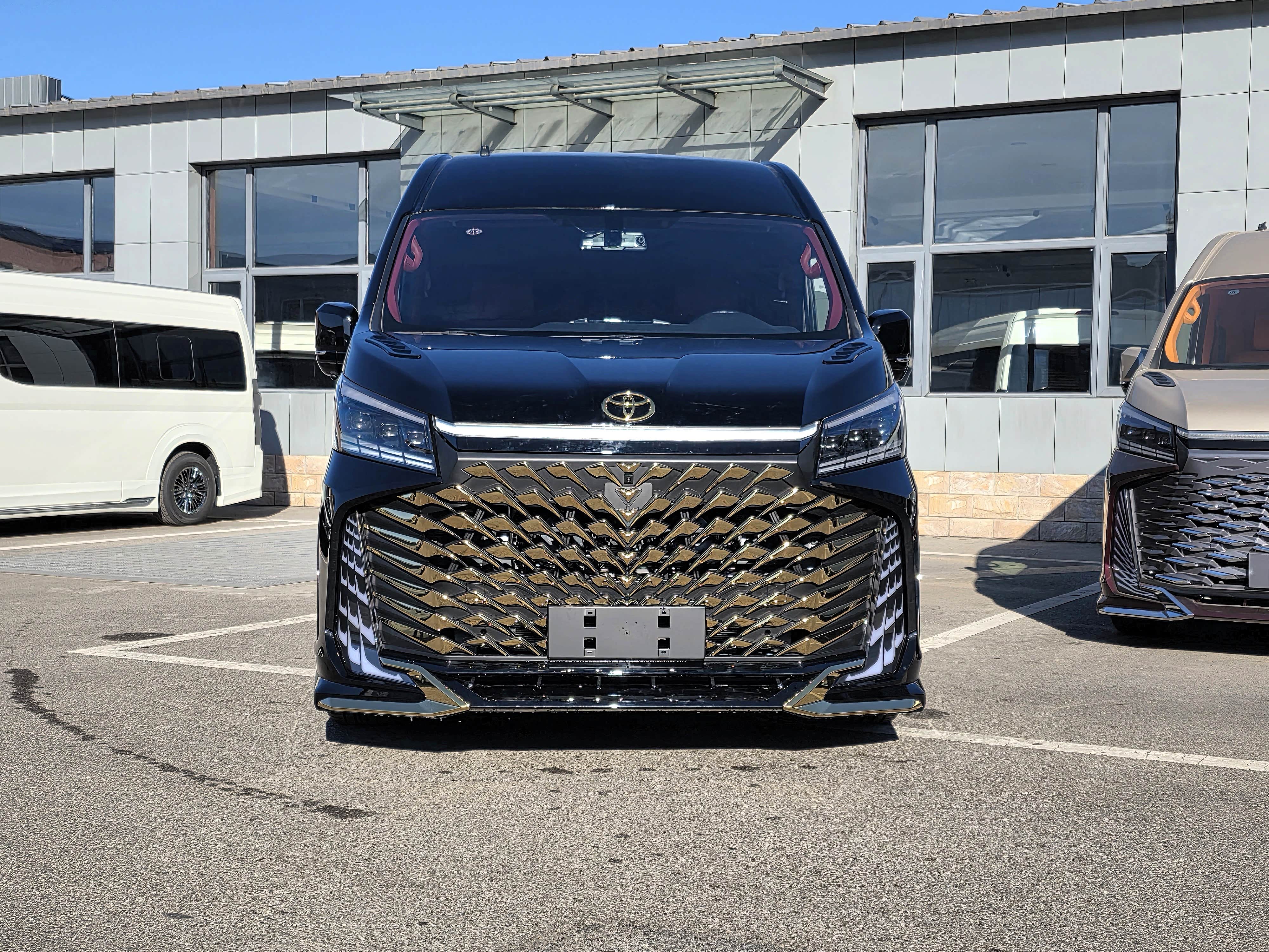 2024款丰田进口海狮指导价中东版进口