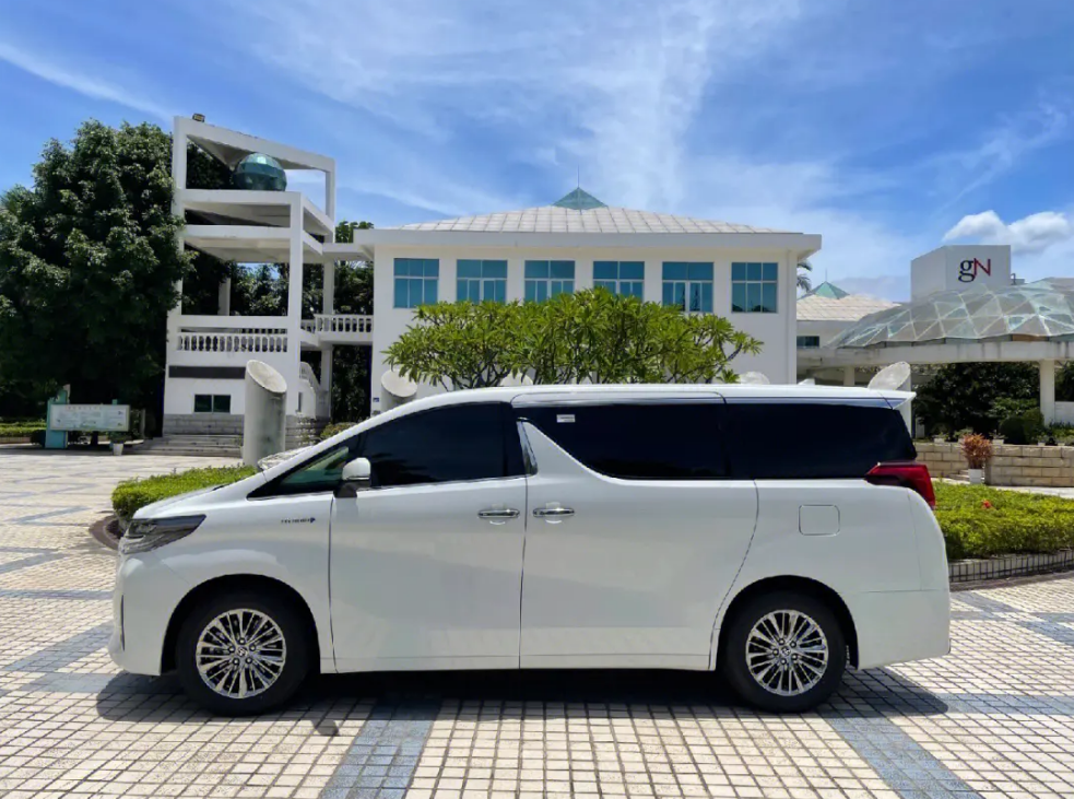 全新一代丰田埃尔法正式上市 售89.90-90.90万元