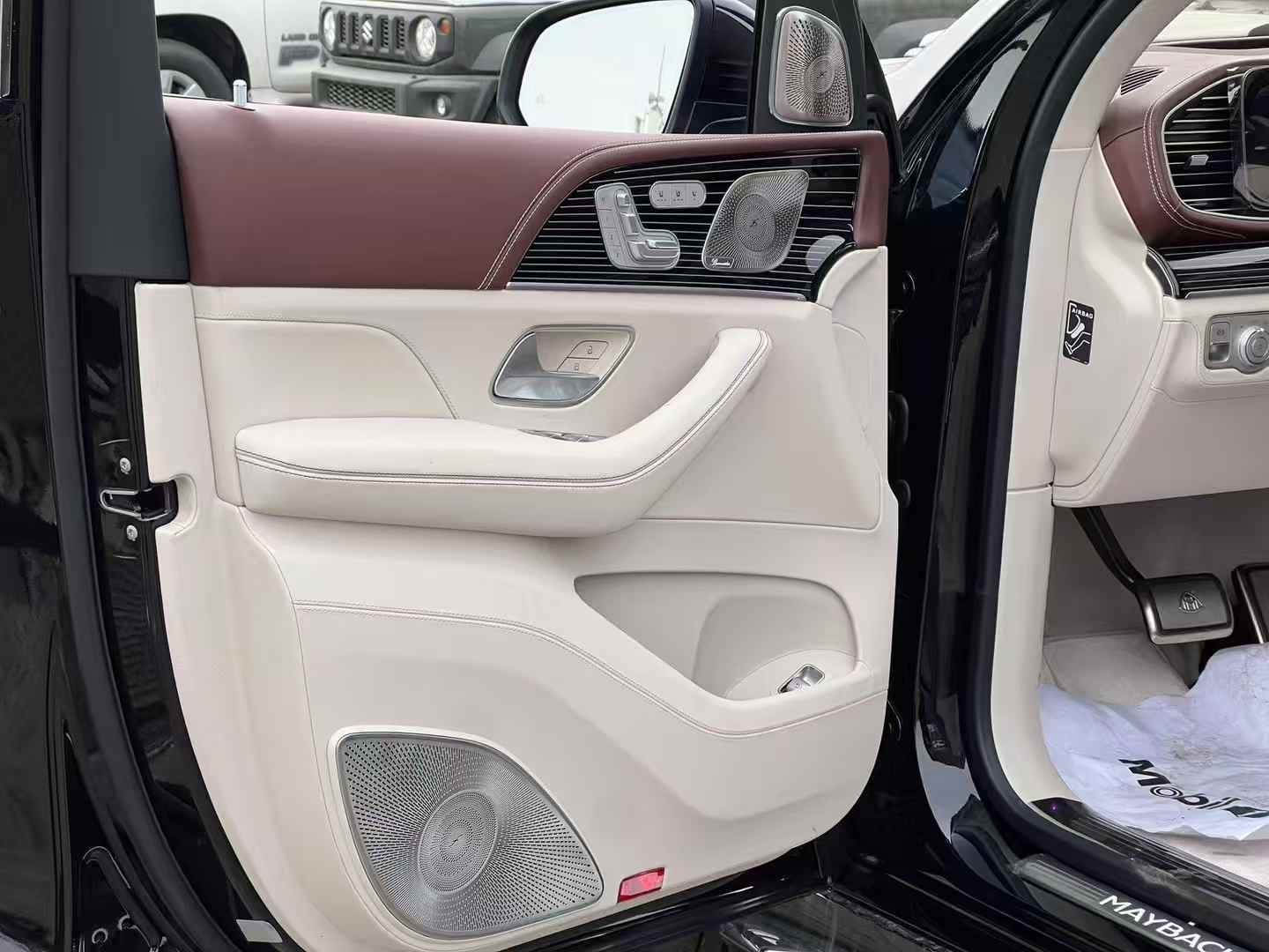 奔驰迈巴赫GLS级墨版降价促销中 购车直降86万