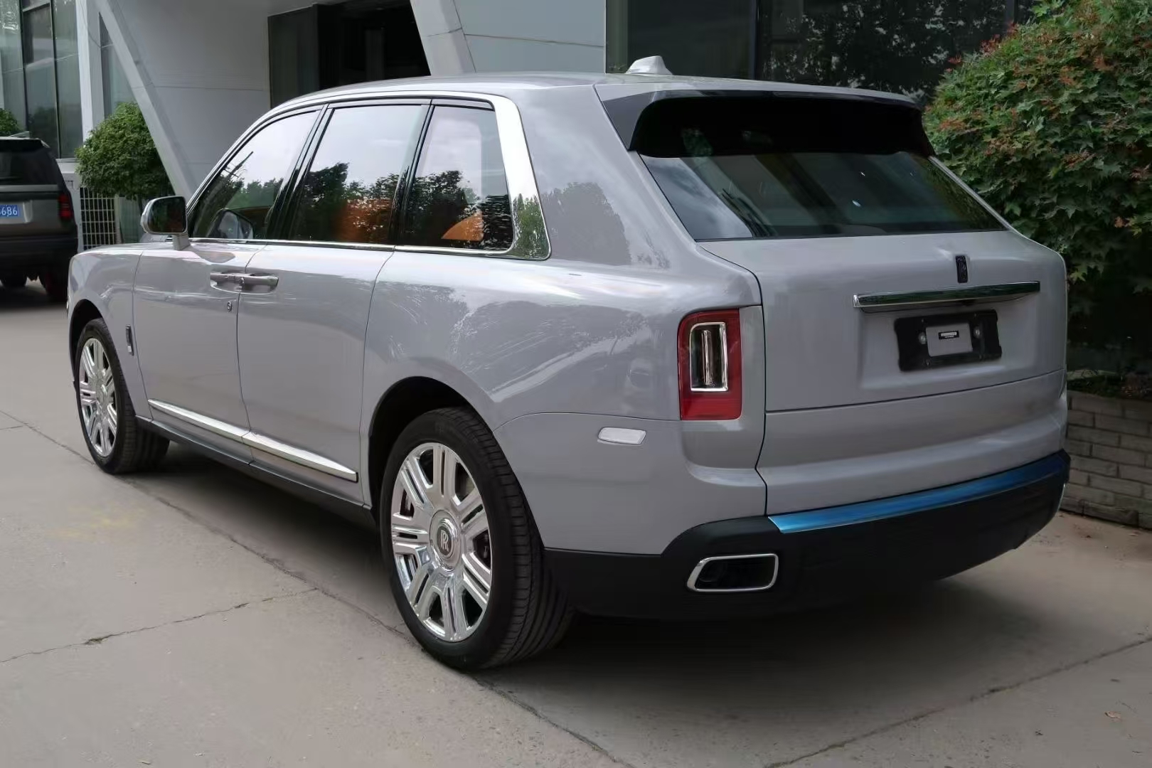 成都劳斯莱斯库里南部分车型优惠65万 售全国