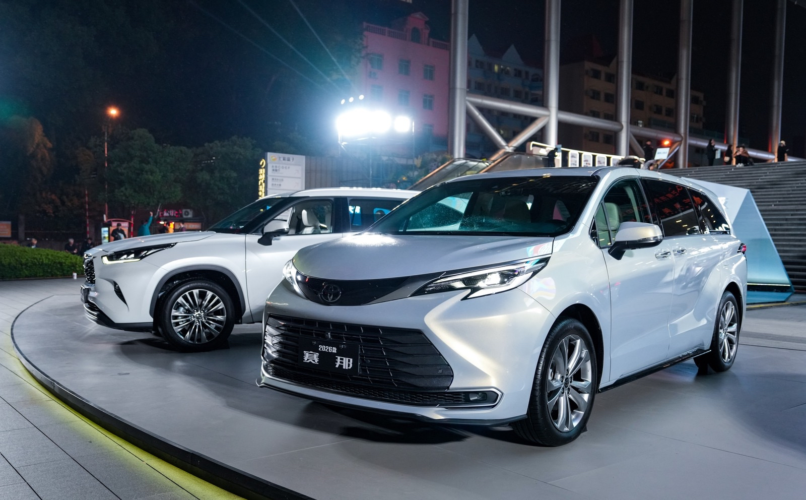 一汽丰田三车齐发,TiME 3.0打造“油电共进”新布局