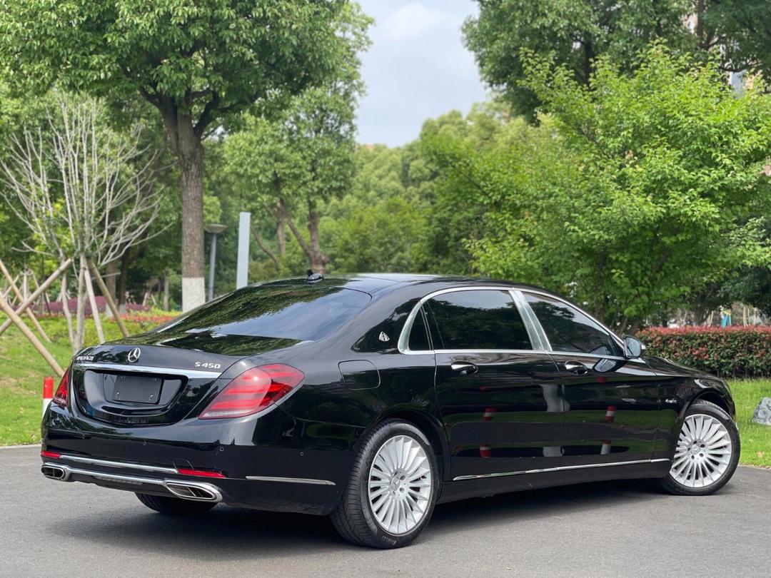 迈巴赫GLS级墨版团购价格210万起 欢迎到店试驾