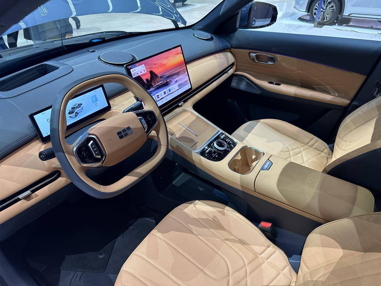 2026款吉利银河星舰7EM-i上市 限时指导价9.58万起