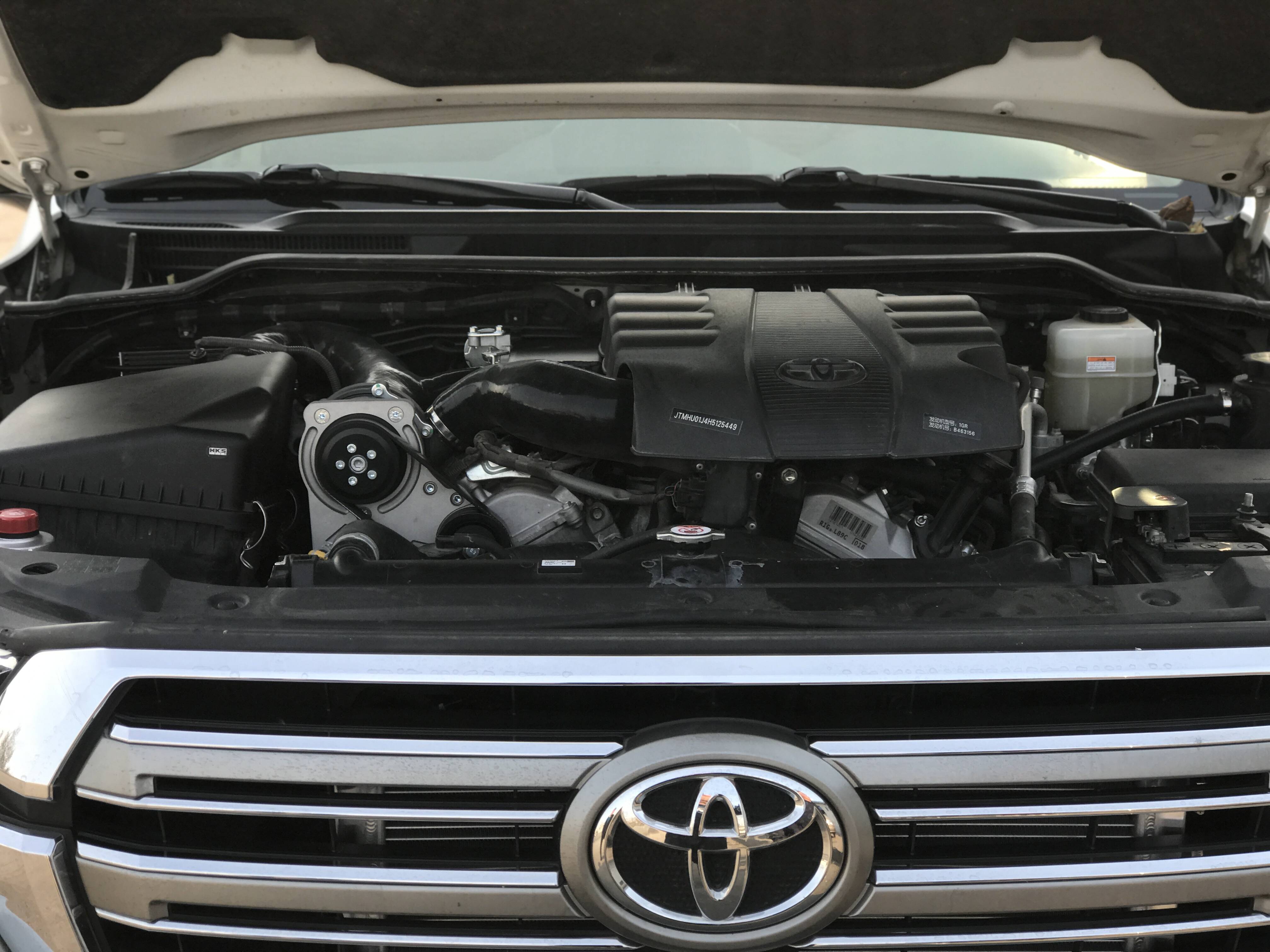 平行进口丰田兰德酷路泽美规版价格最低158万起售 售四川