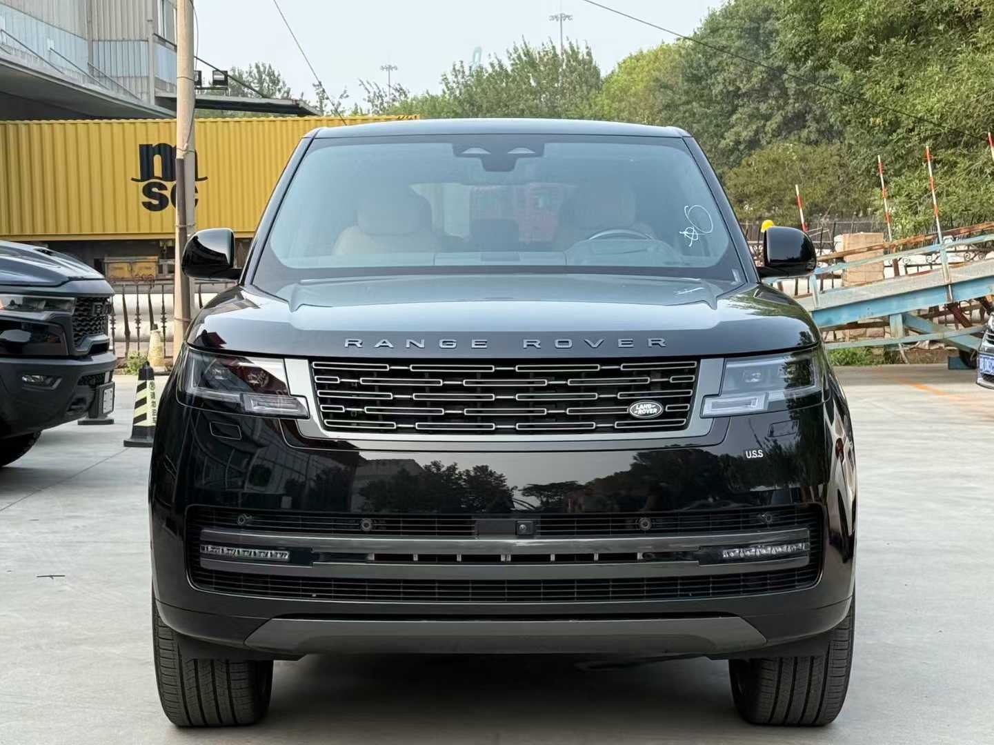 成都揽胜行政美版售价125万起 售全国