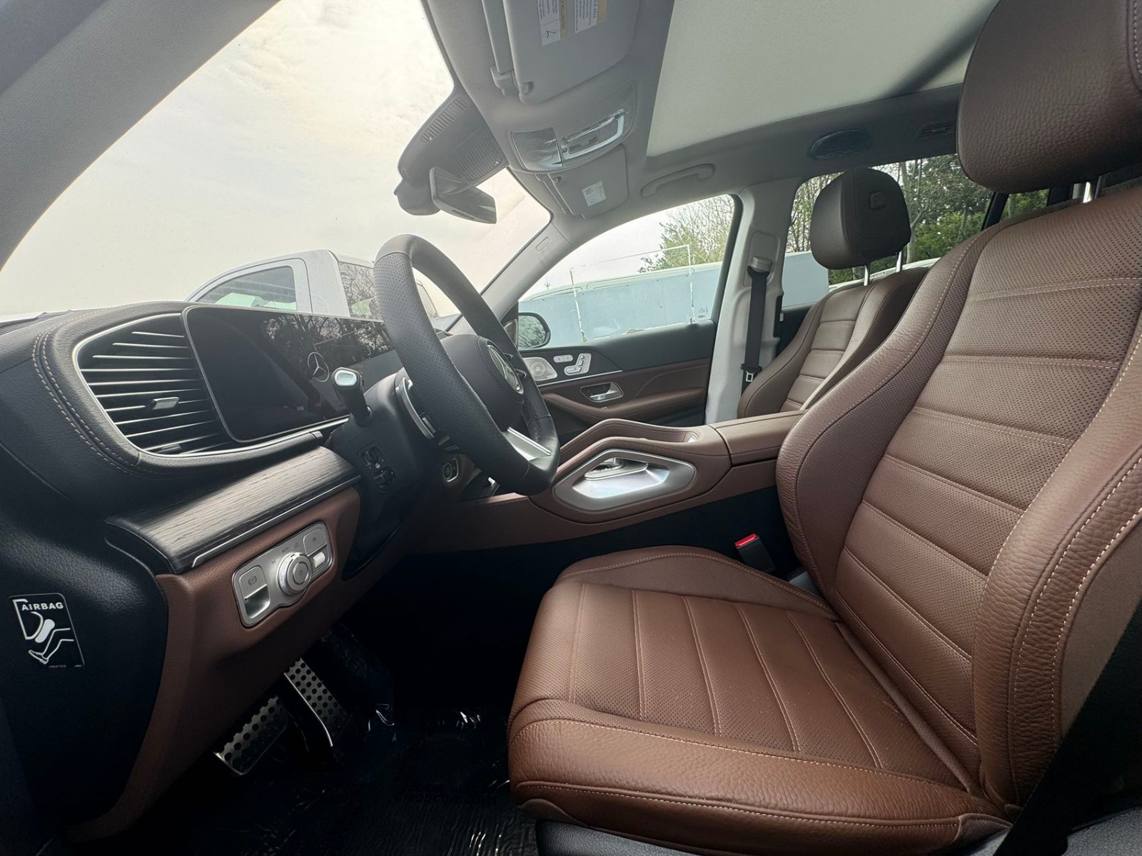 2024款奔驰GLS450现车优惠110万起售 售全国