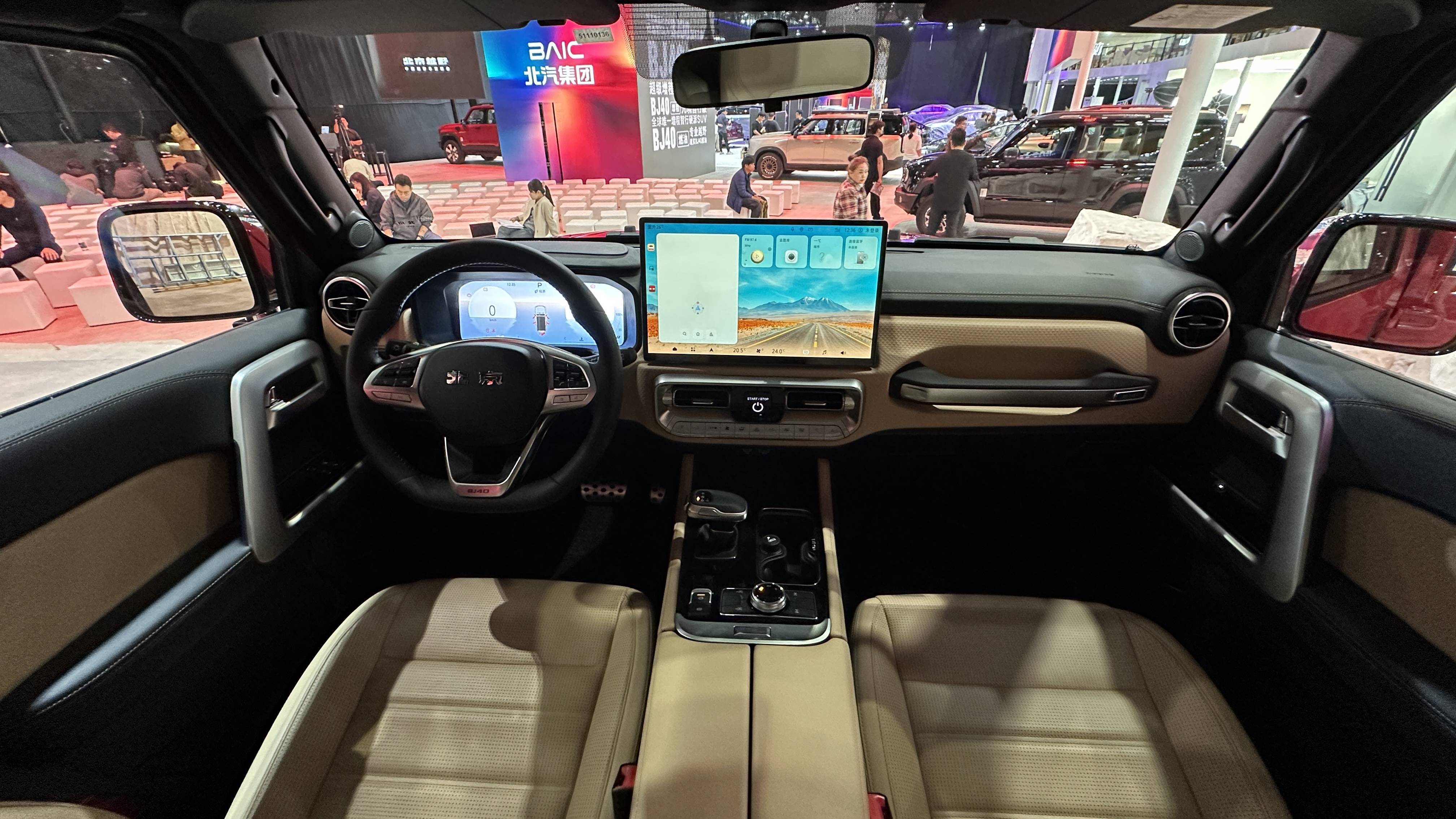 北京越野ELMT Max未来原型车广州车展发布 BJ40探险家开启预订