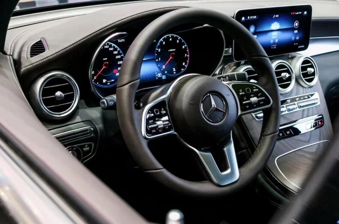 成都奔驰GLE AMG价格最低99.88万起 暂无优惠