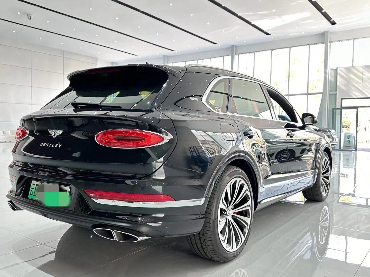 最新款添越越野车丐版现车报价及图片