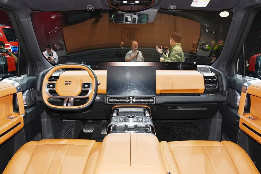 全球冠军领衔!捷途汽车闪耀2025广州车展