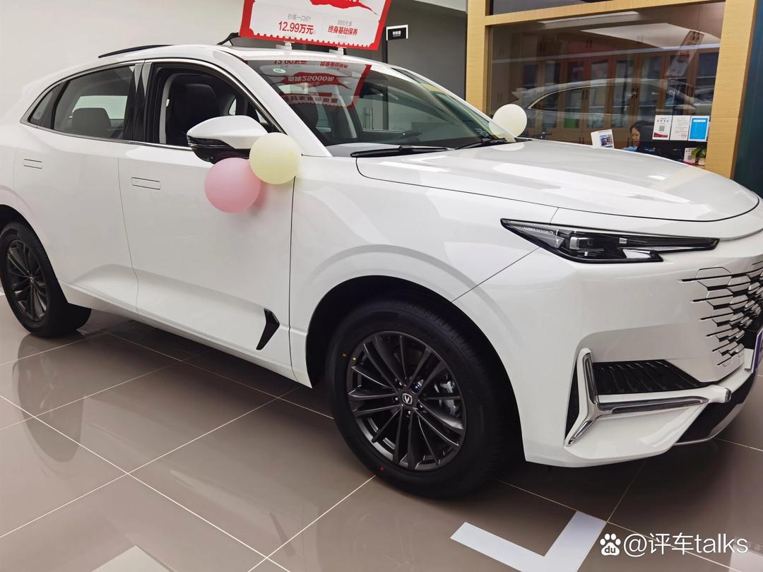 成都长安UNI-K优惠3.00万 仅12.99万可入手
