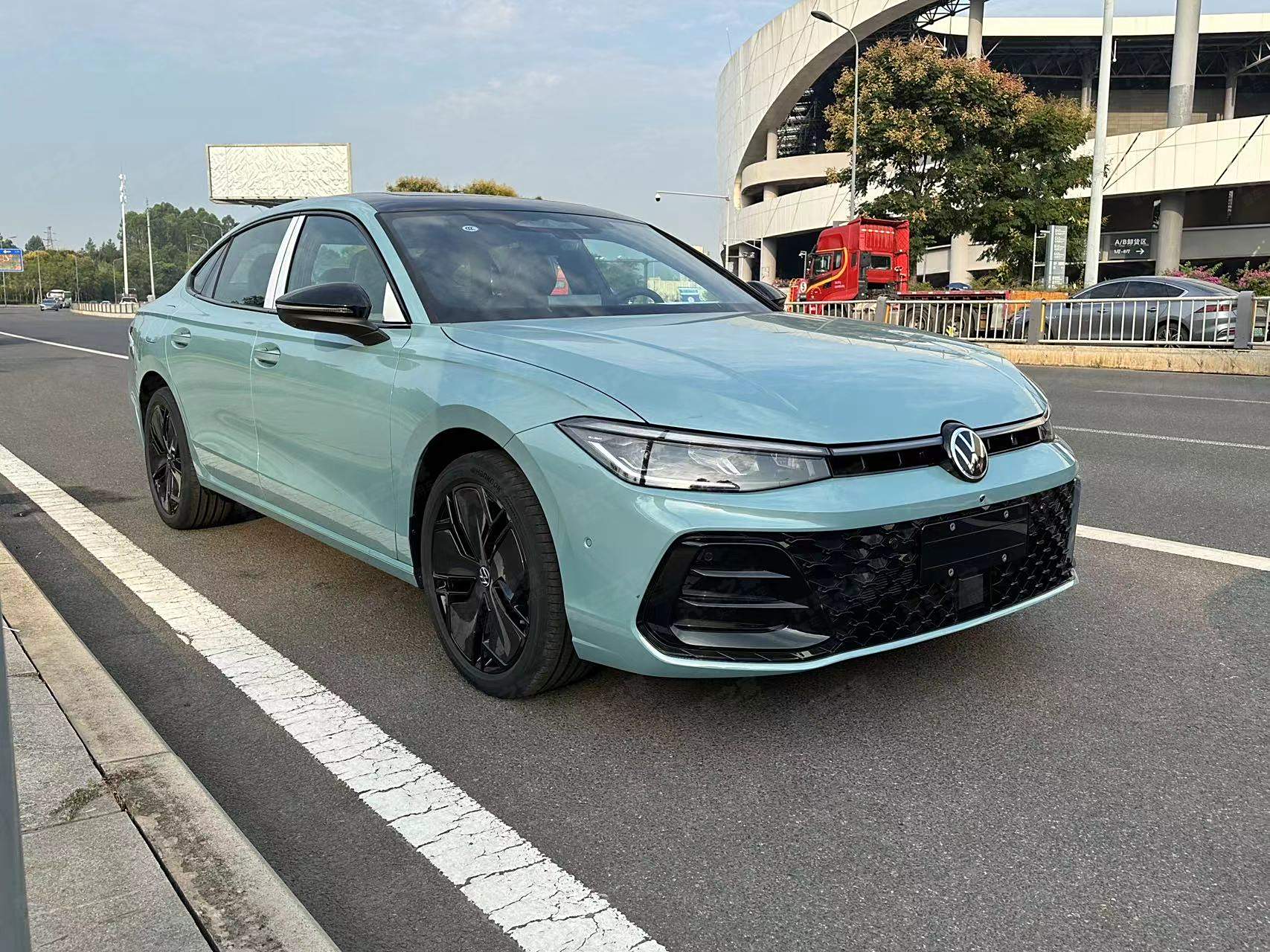 成都帕萨特降价2.20万 最低仅售14.25万