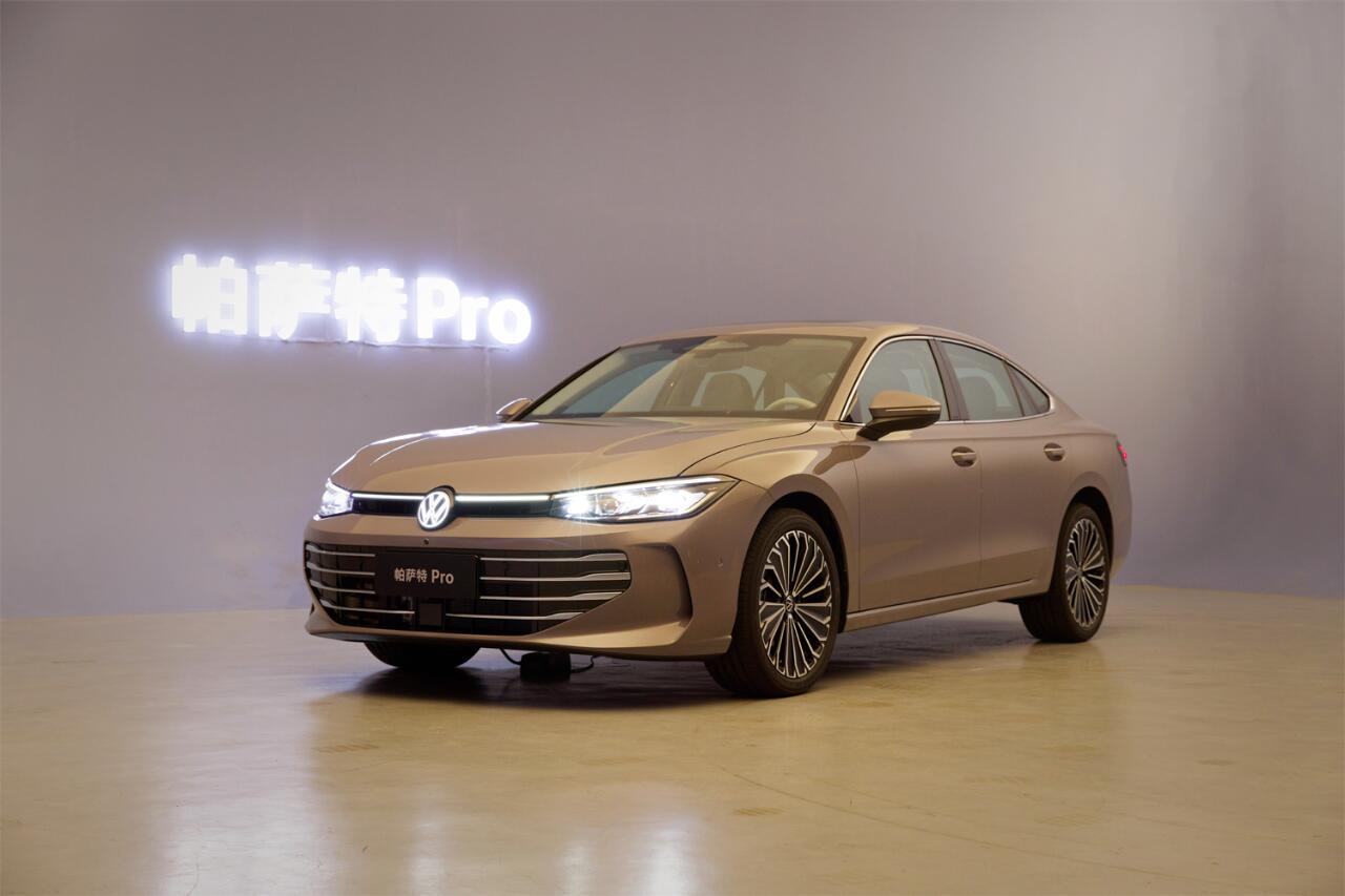 成都帕萨特降价2.20万 最低仅售14.25万