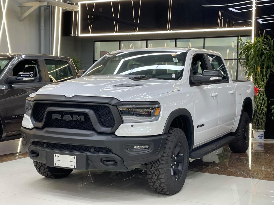 道奇霸王龙6.2T行情价格TRX美版零售