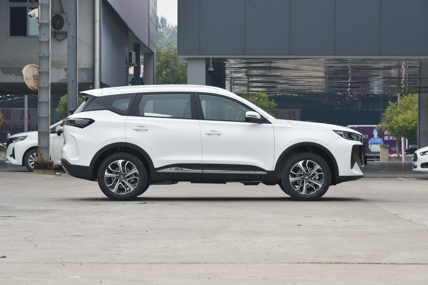 成都瑞虎7 PLUS新能源价格最低12.99万起 暂无优惠