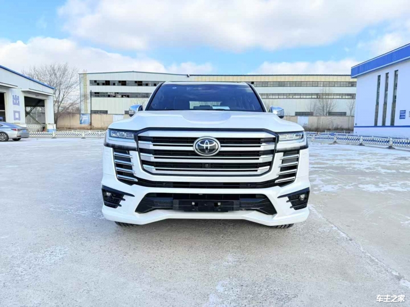 丰田兰德酷路泽中东版目前售价69万起 欢迎试乘试驾