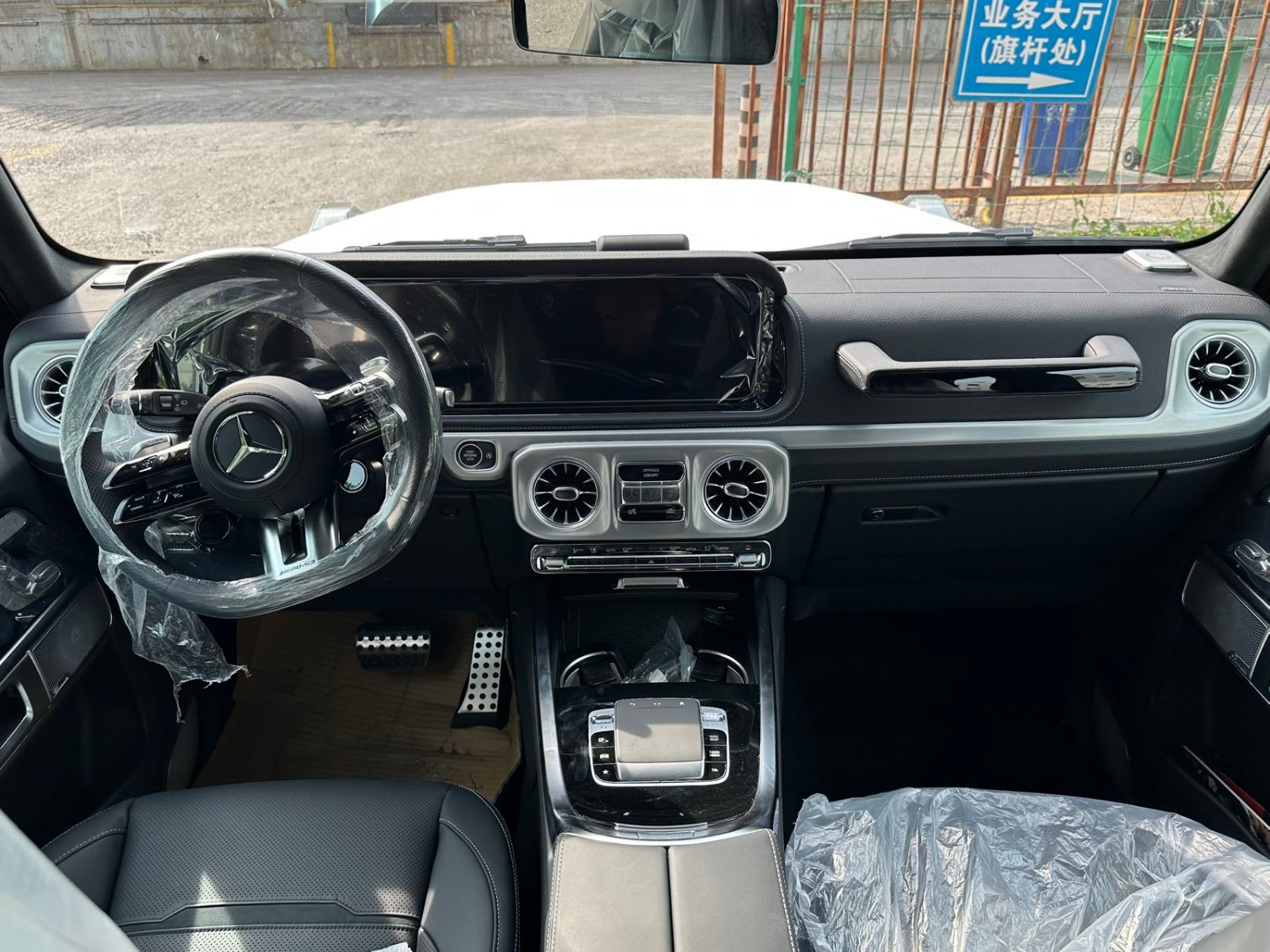 2024款亚洲版奔驰G63最新报价油耗多少