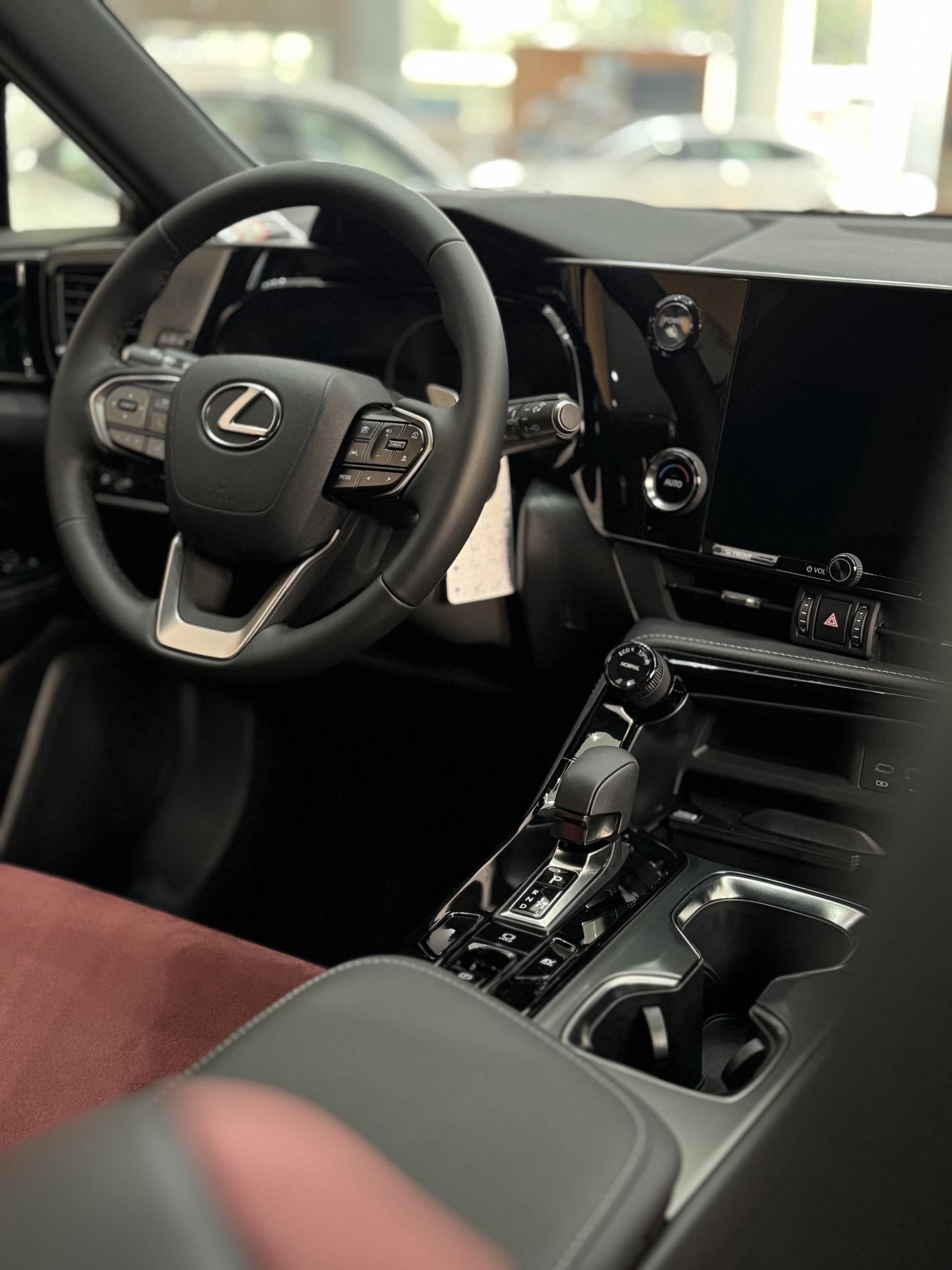 2024款雷克萨斯LX600 4座3.5TT即将开售